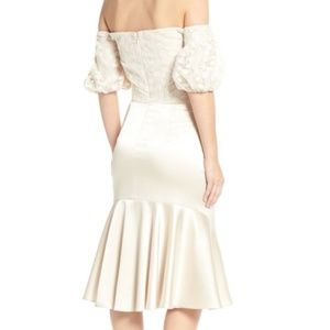 Gal Meets Glam Dresses - NWT - Gal Meets Glam - Off-the-Shoulder Dress Gal Meets Glam Dresses - NWT - Gal Meets Glam - Off-the-Shoulder Dress